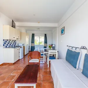 Andreotis Apts ** Protaras