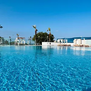 Adelais Bay *** Protaras